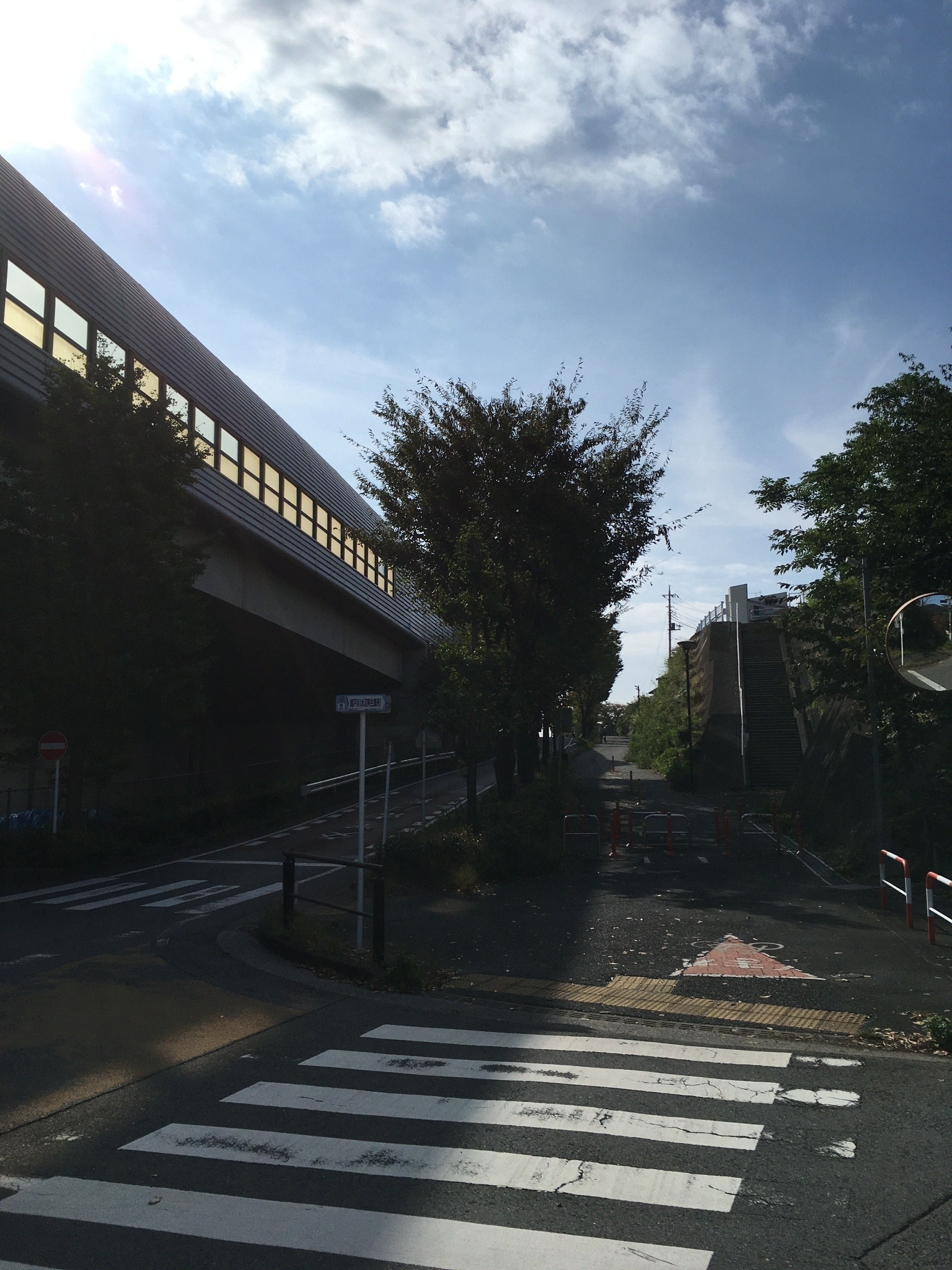 東京外環自動車道側道